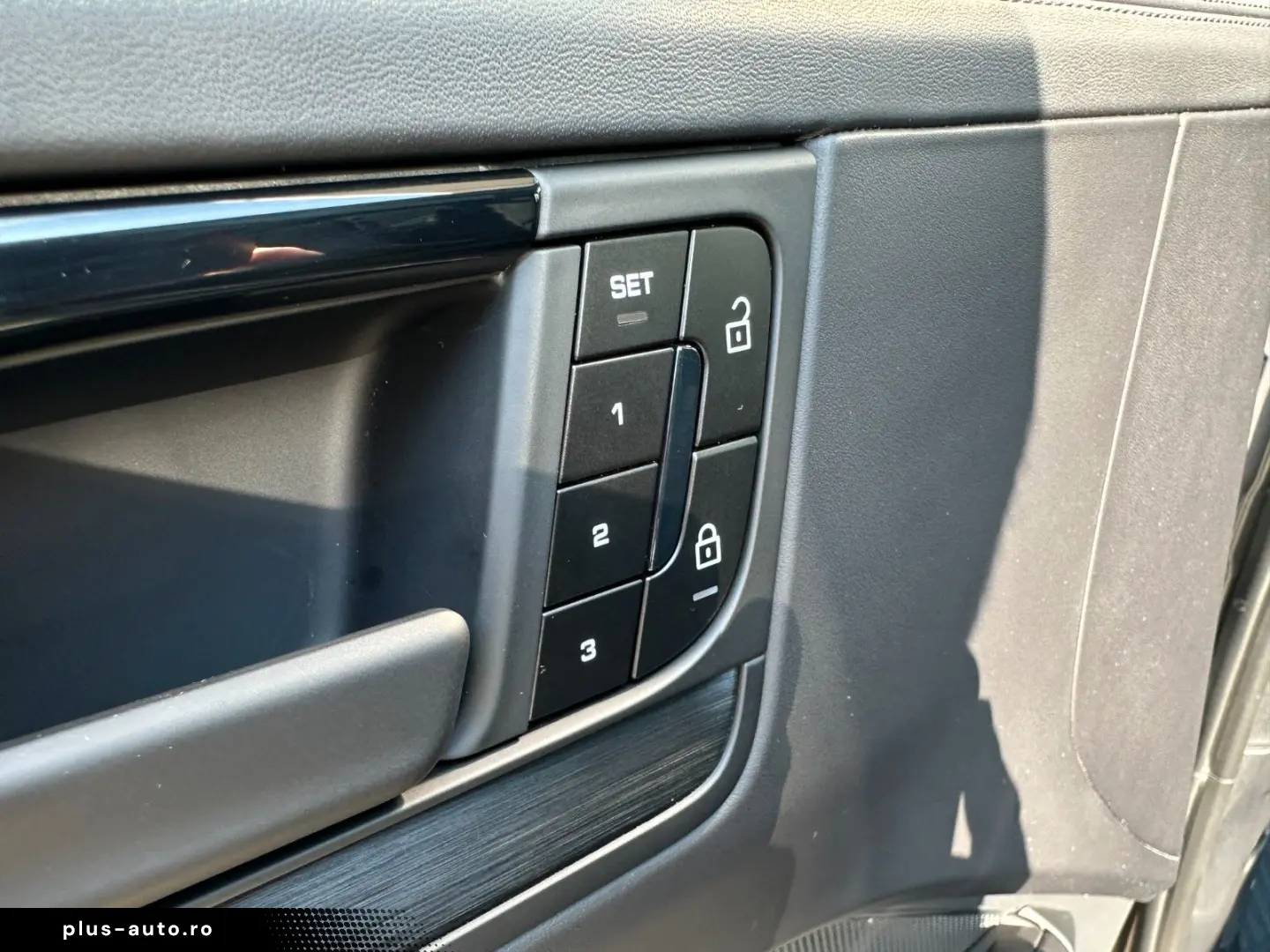 PORSCHE Cayenne GTS Coupé DE-FZG STHZG HEAD-UP AHK MWST