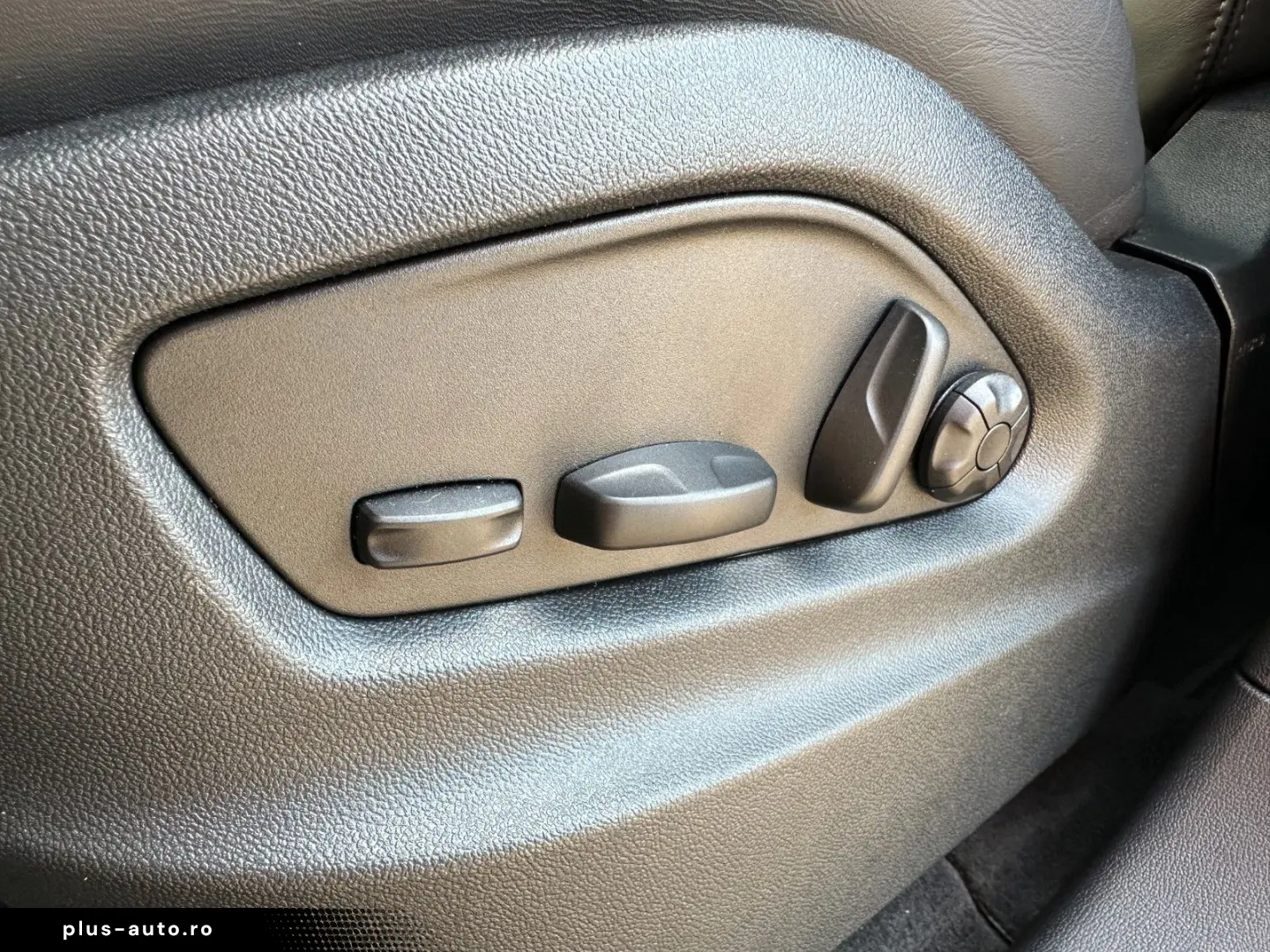 PORSCHE Cayenne GTS Coupé DE-FZG STHZG HEAD-UP AHK MWST