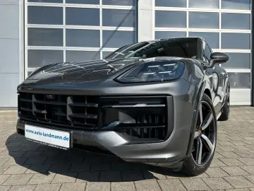 PORSCHE Cayenne GTS Coupé DE-FZG STHZG HEAD-UP AHK MWST