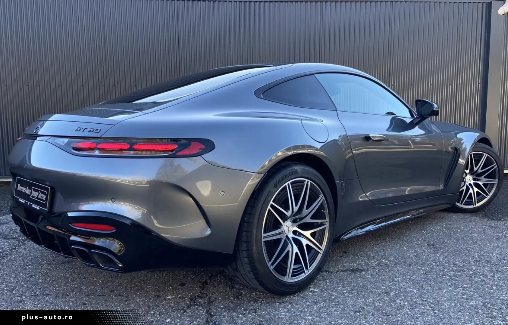 MERCEDES-BENZ AMG GT 63 4M