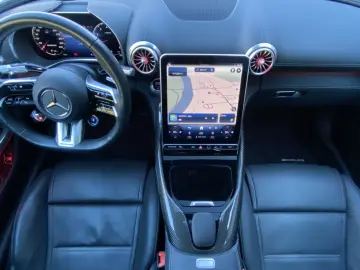 MERCEDES-BENZ AMG GT 63 4M