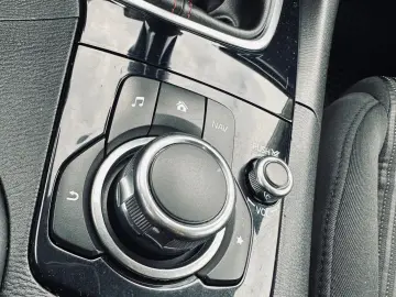 Mazda 3   Fab. 01.2015  Euro 6  2.2 DIESEL 150 CP