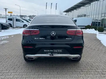 MERCEDES-BENZ GLC 300 e 4M Coupé Exclusive AHK CarPlay