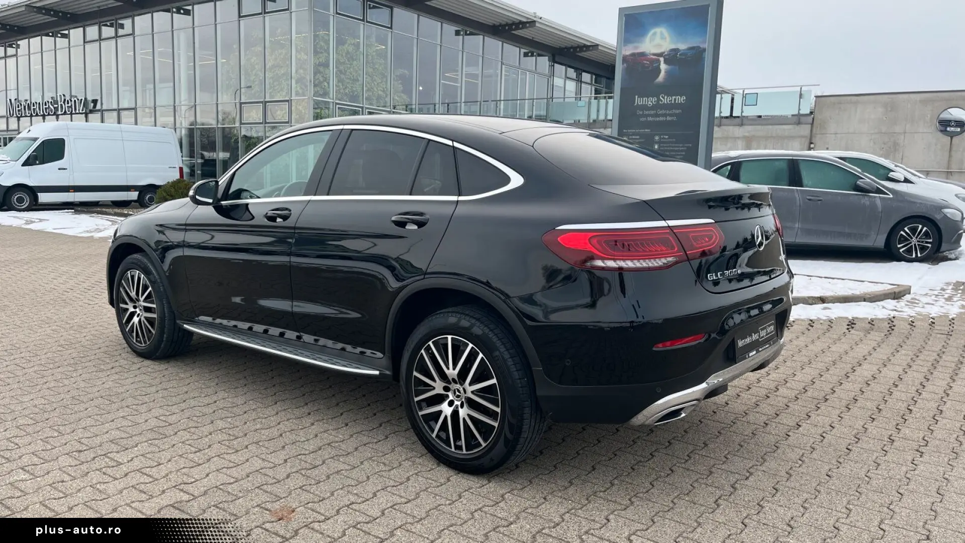 MERCEDES-BENZ GLC 300 e 4M Coupé Exclusive AHK CarPlay