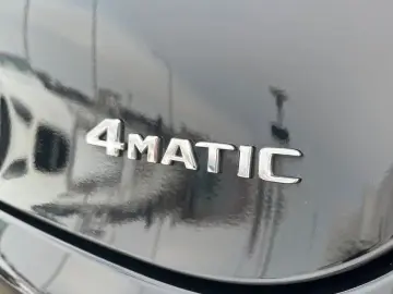 MERCEDES-BENZ GLC 300 e 4M Coupé Exclusive AHK CarPlay