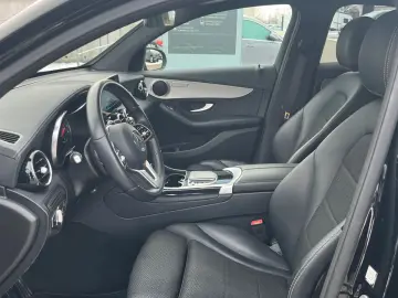 MERCEDES-BENZ GLC 300 e 4M Coupé Exclusive AHK CarPlay