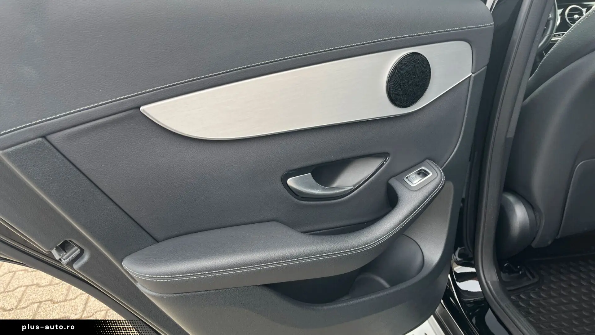 MERCEDES-BENZ GLC 300 e 4M Coupé Exclusive AHK CarPlay