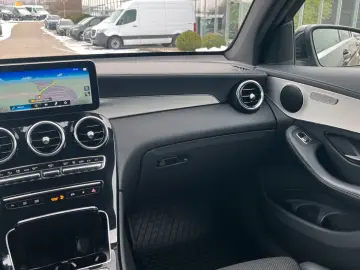 MERCEDES-BENZ GLC 300 e 4M Coupé Exclusive AHK CarPlay