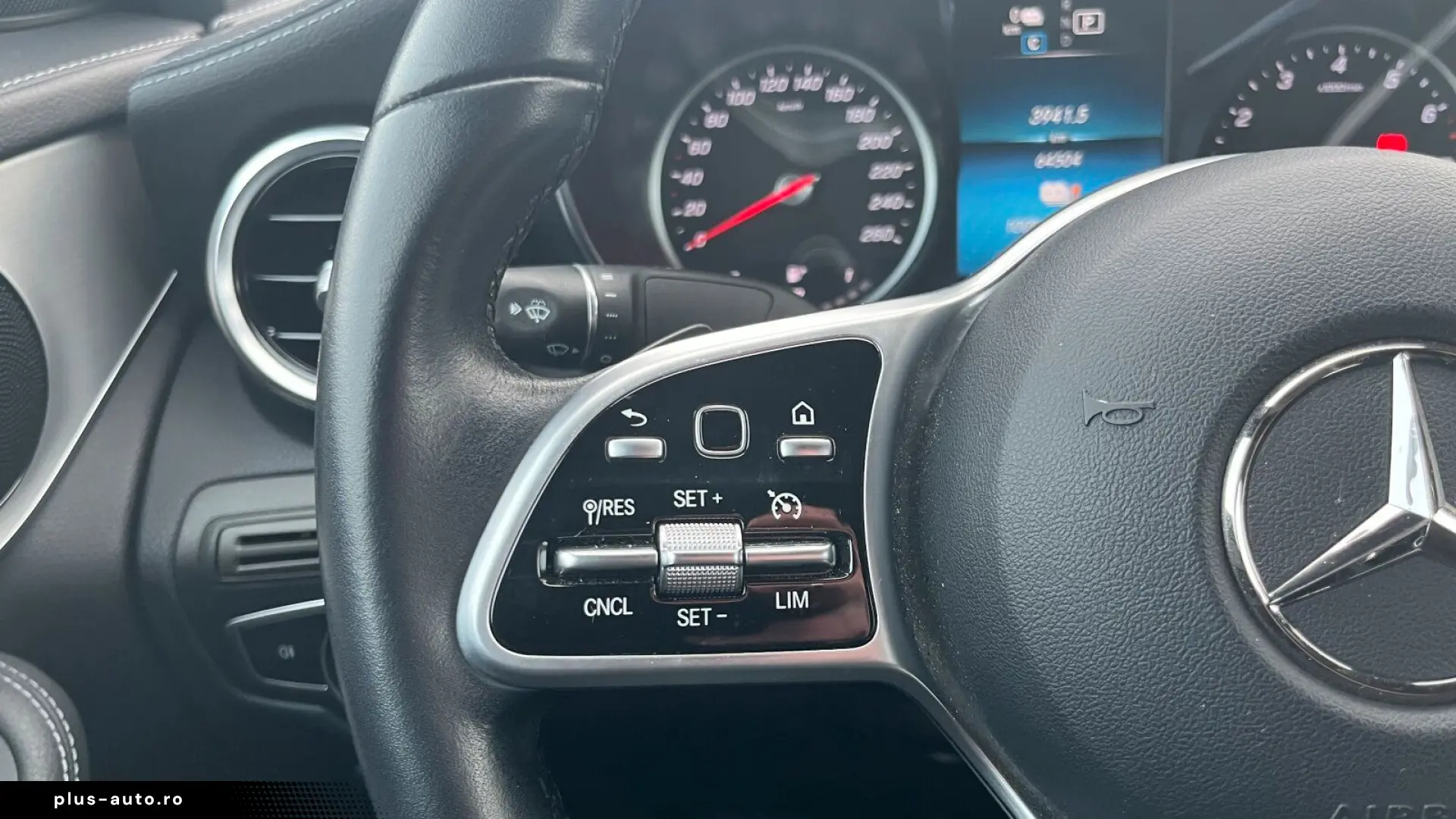 MERCEDES-BENZ GLC 300 e 4M Coupé Exclusive AHK CarPlay