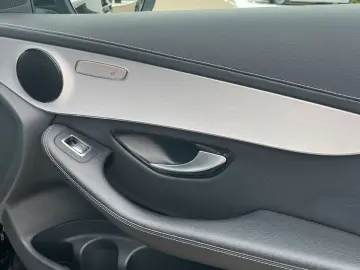 MERCEDES-BENZ GLC 300 e 4M Coupé Exclusive AHK CarPlay