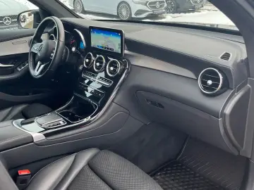MERCEDES-BENZ GLC 300 e 4M Coupé Exclusive AHK CarPlay