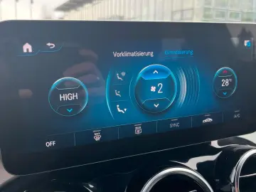 MERCEDES-BENZ GLC 300 e 4M Coupé Exclusive AHK CarPlay