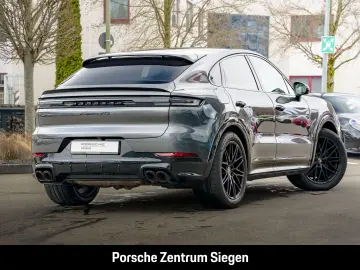 PORSCHE Cayenne GTS Coupe AHK Hinterachslenkung Head-Up