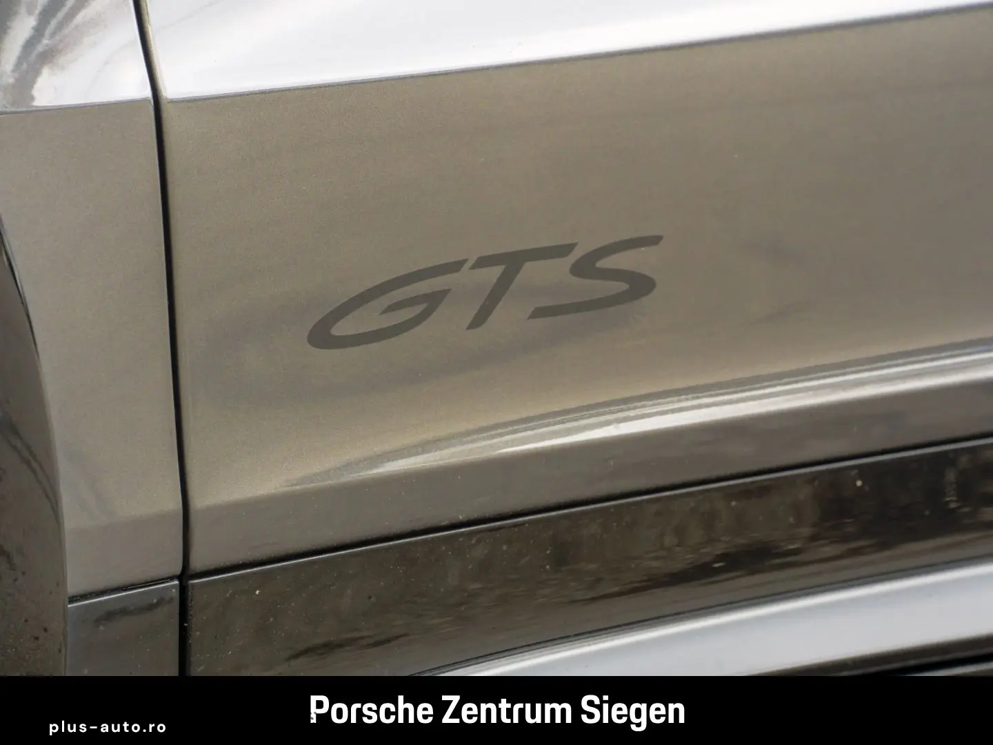 PORSCHE Cayenne GTS Coupe AHK Hinterachslenkung Head-Up