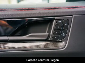 PORSCHE Cayenne GTS Coupe AHK Hinterachslenkung Head-Up