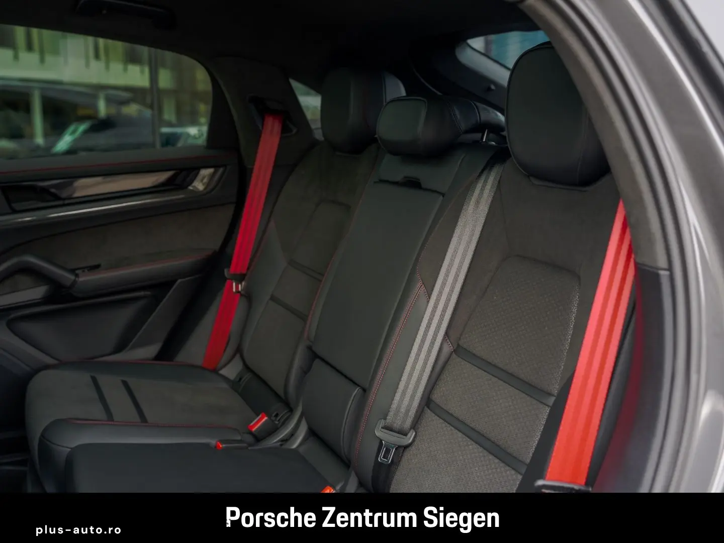 PORSCHE Cayenne GTS Coupe AHK Hinterachslenkung Head-Up