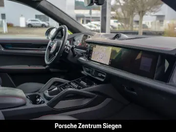 PORSCHE Cayenne GTS Coupe AHK Hinterachslenkung Head-Up