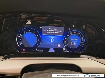 VW Golf 1.0 TSI Life LED ACC Virtual Ambient Navi