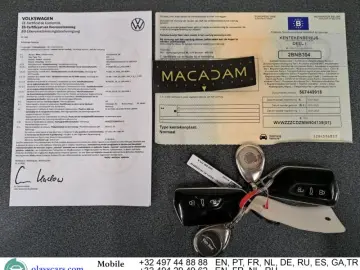 VW Golf 2.0 TDI Life LED Virtual CarPlay Navi Leat