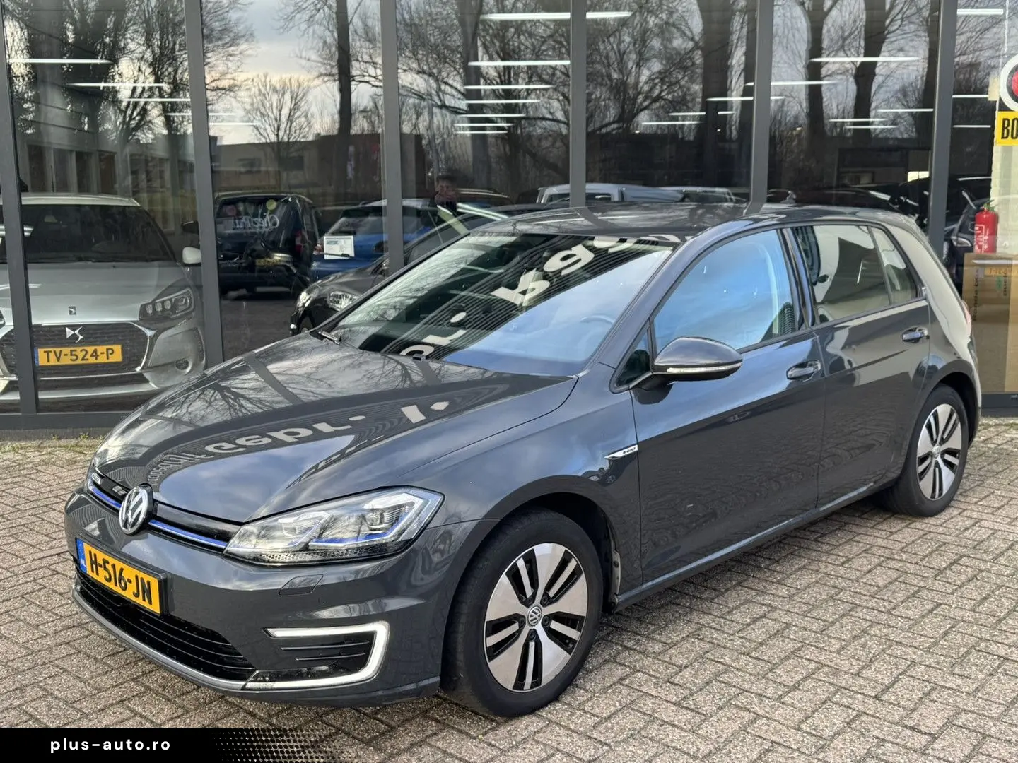 VW Golf e-Golf  Navi Camera
