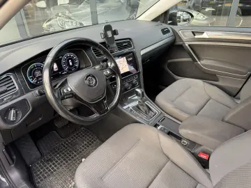 VW Golf e-Golf  Navi Camera