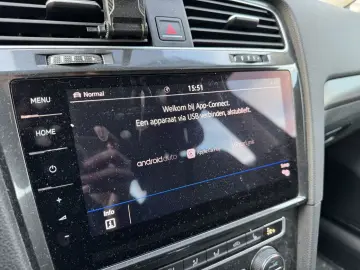 VW Golf e-Golf  Navi Camera