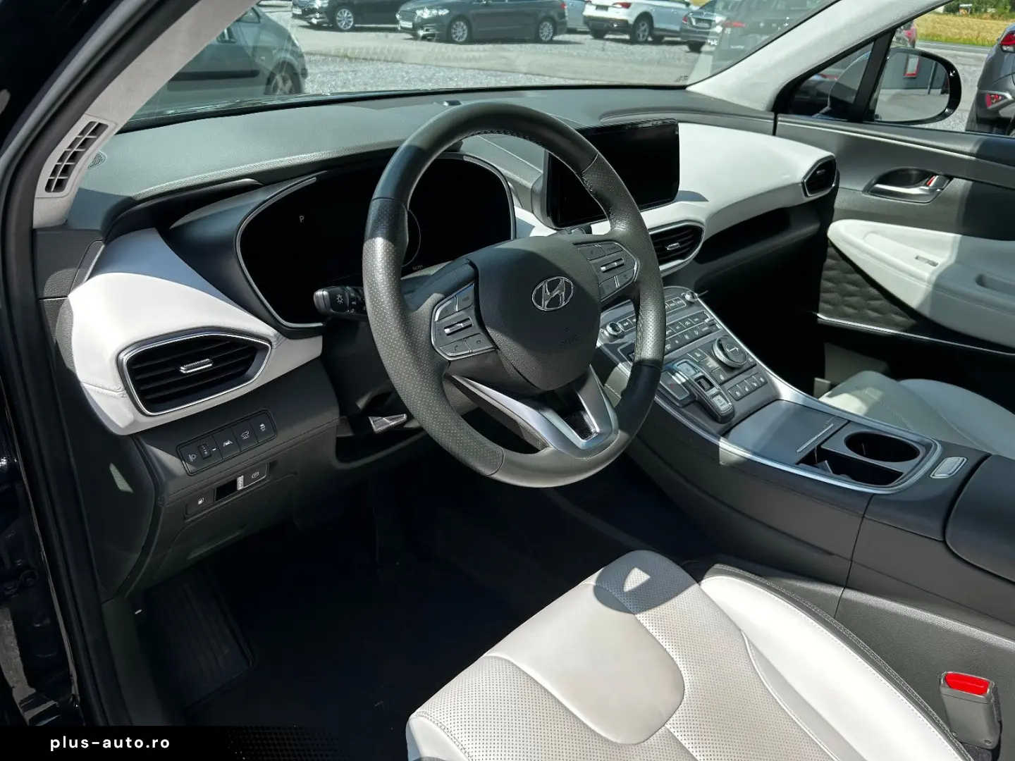 HYUNDAI Santa Fe Signature Plug-In Hybrid 4WD