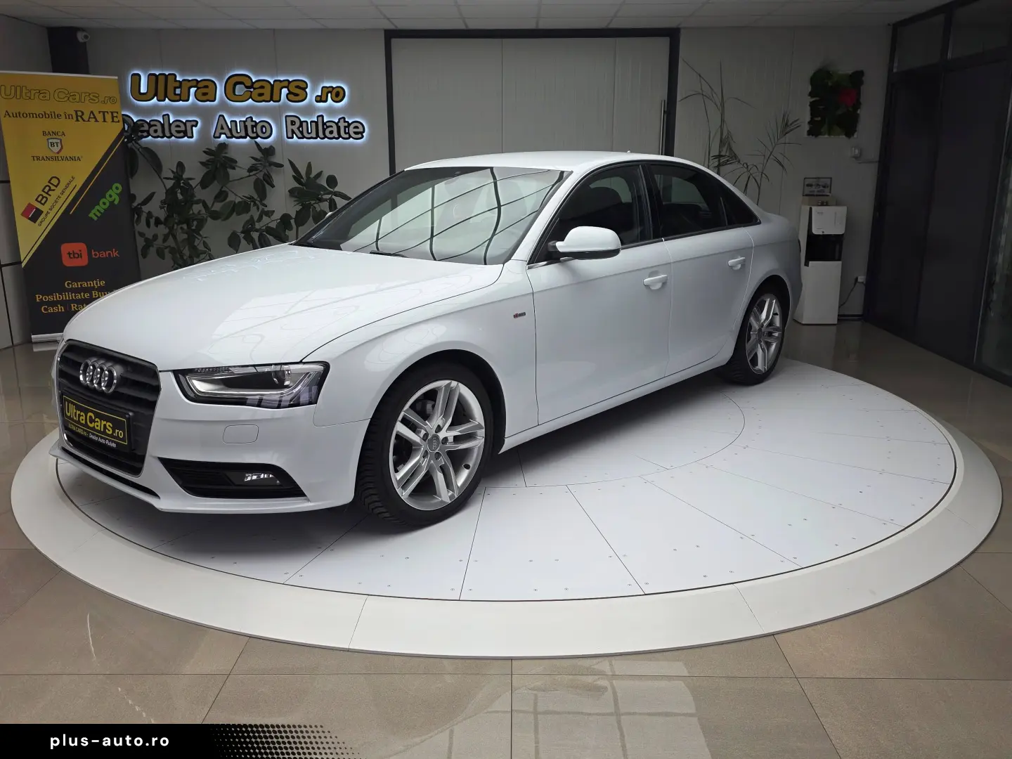 Audi A4 2.0TDI   177cp  S-Line