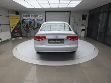 Audi A4 2.0TDI   177cp  S-Line