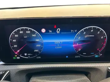 MERCEDES-BENZ CLA 200 Coupe  AMG Pano