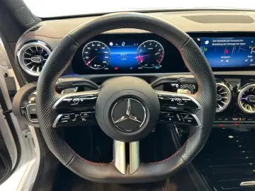 MERCEDES-BENZ CLA 200 Coupe  AMG Pano