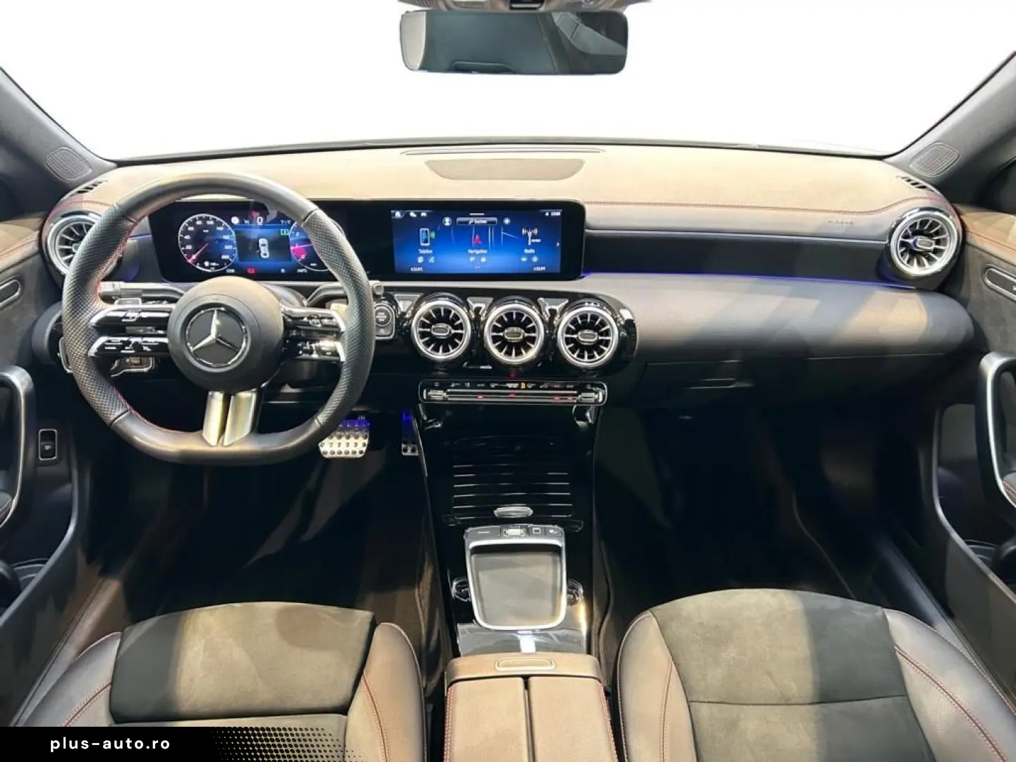 MERCEDES-BENZ CLA 200 Coupe  AMG Pano