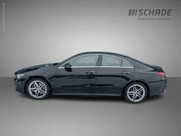 MERCEDES-BENZ CLA 200 Coupé AMG Line  LED Pano Keyless