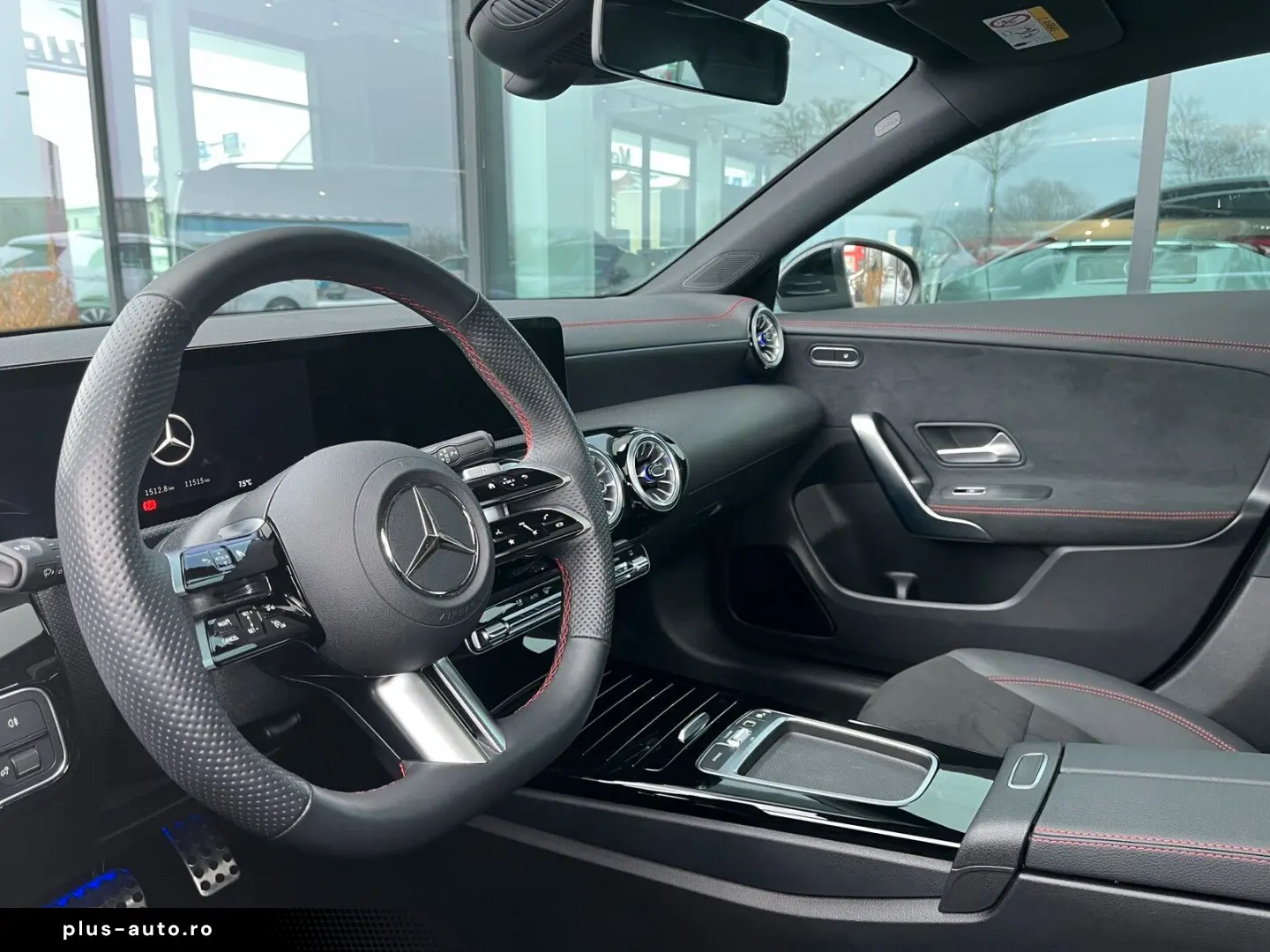 MERCEDES-BENZ CLA 200 Coupé AMG Line  LED Pano Keyless