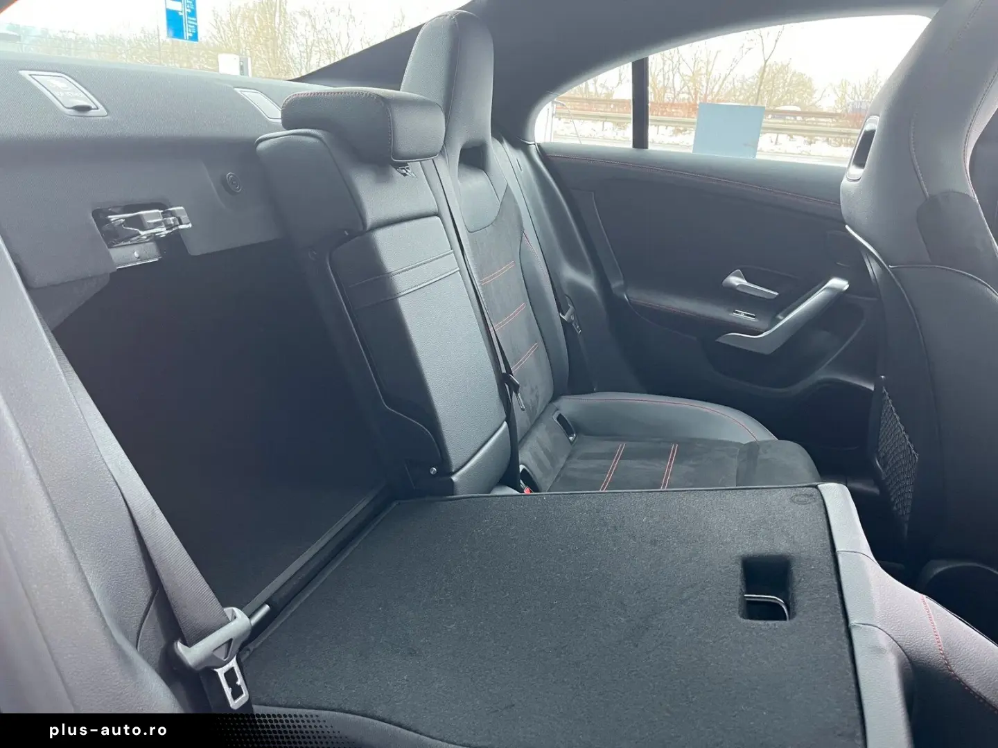 MERCEDES-BENZ CLA 200 Coupé AMG Line  LED Pano Keyless