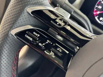 MERCEDES-BENZ CLA 200 AMG Line Edition Night Pano Burm. ACC