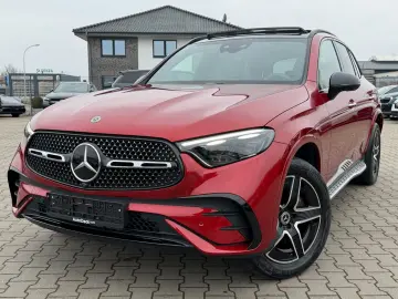 MERCEDES-BENZ GLC 300e AMG Line 4-Matic