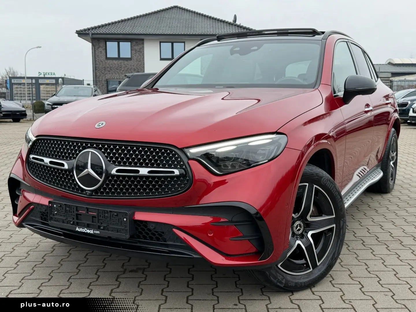 MERCEDES-BENZ GLC 300e AMG Line 4-Matic