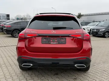 MERCEDES-BENZ GLC 300e AMG Line 4-Matic