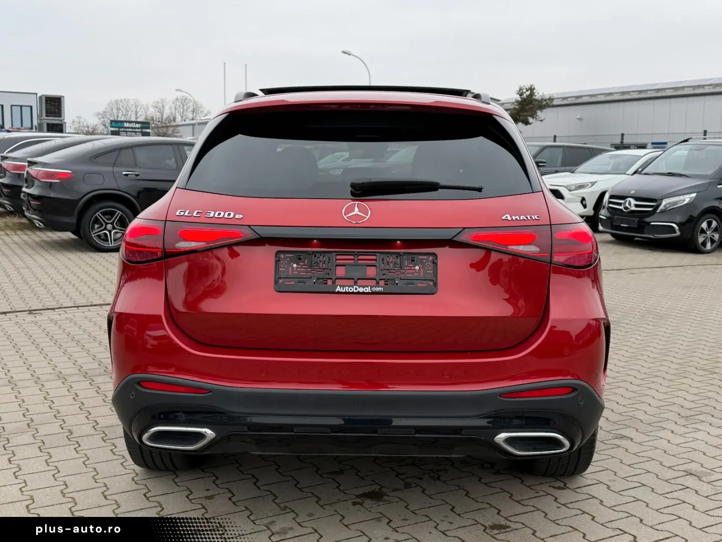 MERCEDES-BENZ GLC 300e AMG Line 4-Matic