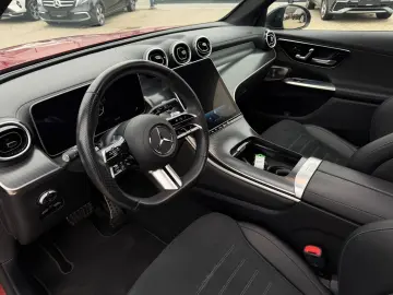 MERCEDES-BENZ GLC 300e AMG Line 4-Matic