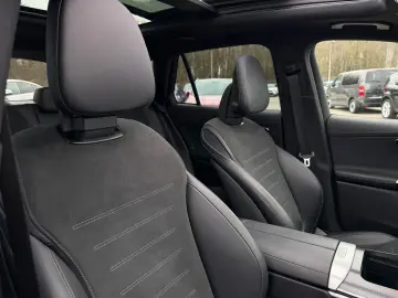 MERCEDES-BENZ GLC 300e AMG Line 4-Matic