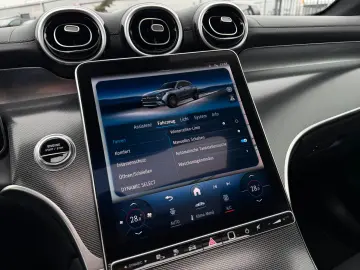 MERCEDES-BENZ GLC 300e AMG Line 4-Matic