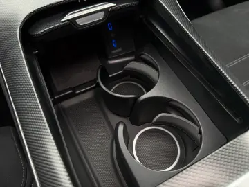 MERCEDES-BENZ GLC 300e AMG Line 4-Matic