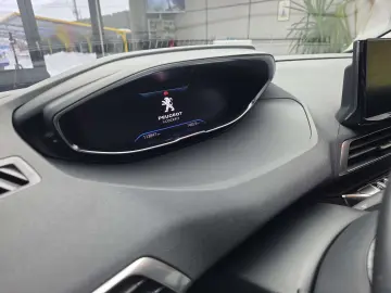 Peugeot 3008 1.2 PureTech   Euro 6