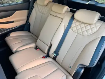 HYUNDAI SANTA FE 1.6 T Plug-in 4WD Prime Assist Pano WR