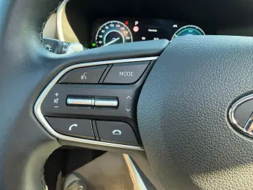 HYUNDAI SANTA FE 1.6 T Plug-in 4WD Prime Assist Pano WR