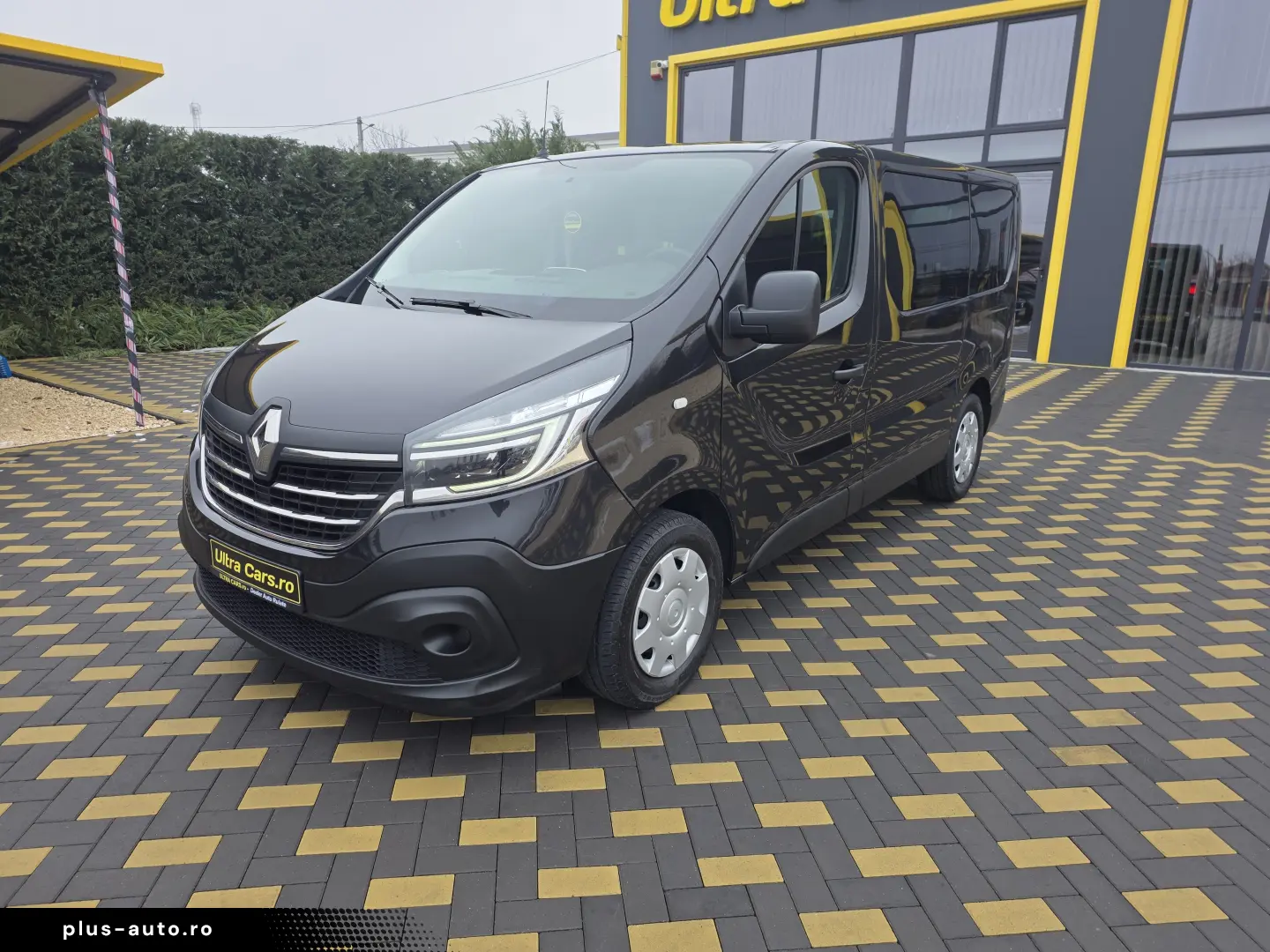 Renault Trafic 2.0 dCi   145 cp   Automat   Euro 6