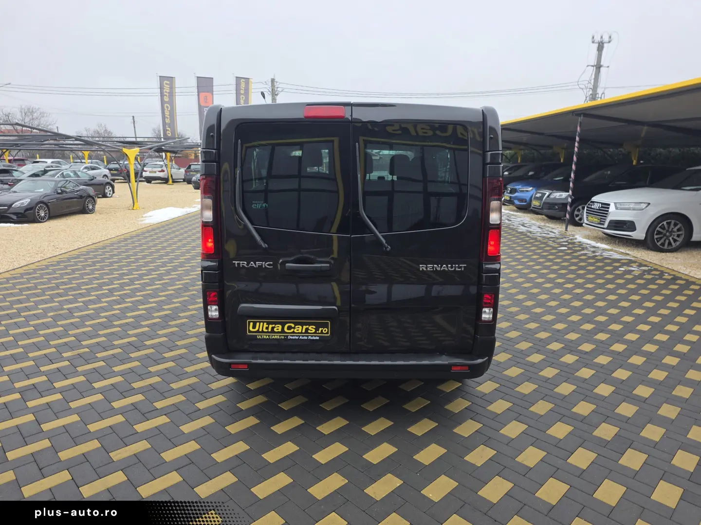 Renault Trafic 2.0 dCi   145 cp   Automat   Euro 6