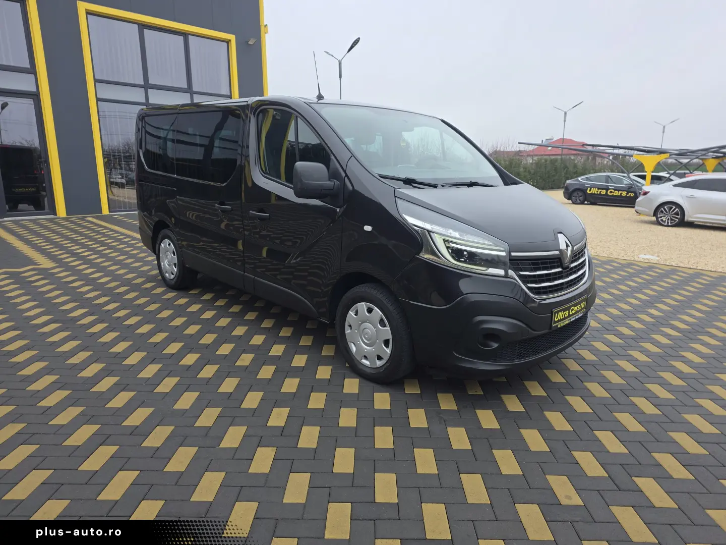 Renault Trafic 2.0 dCi   145 cp   Automat   Euro 6